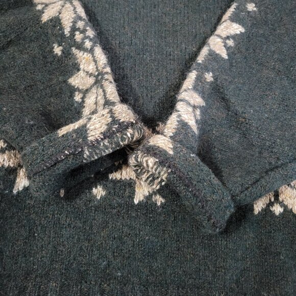 NEO Northeast Outfitters Sweater Mens Medium Wool Green Snowflakes Vintage - Picture 6 of 9
